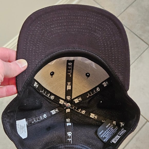 NWOT New Era 9Fifty Snapback Hat, Black, OS - Picture 10 of 11